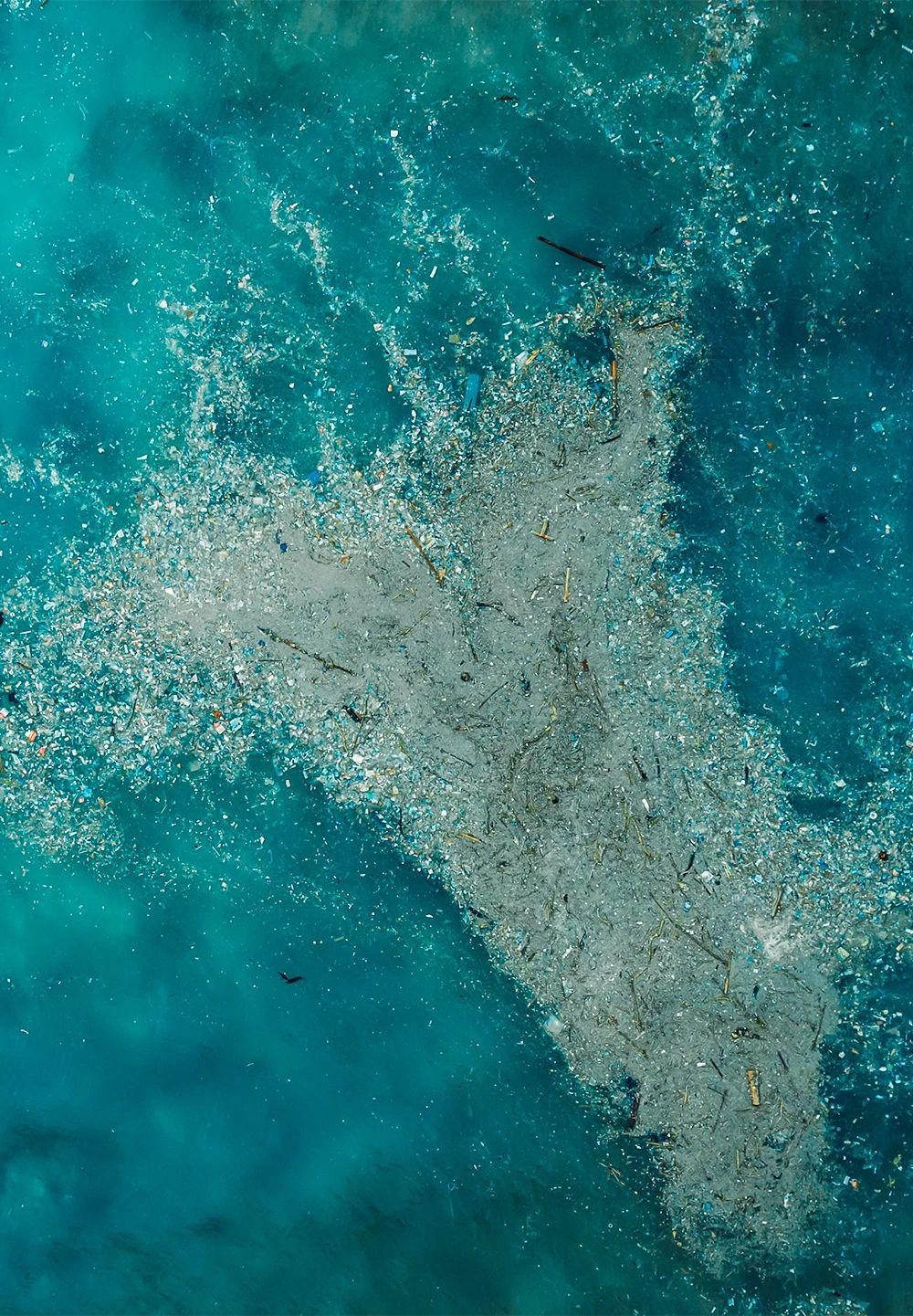 一个坏消息，太平洋这个垃圾堆越来越大了 Hr0ewWneB8HZveeajpg