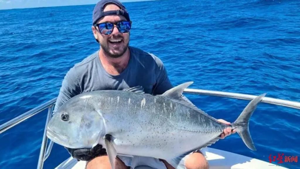 深夜从豪华邮轮离奇坠海，35 岁男子失踪！同行女友发声 k5F9r2dj2i2LD8RBjpg