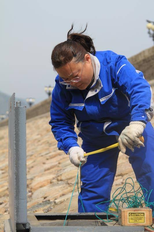 扎根水文工作一线20余年，密云水库这位工程师荣获首都劳动奖章 dt5Bq0515qBQMVx0jpg