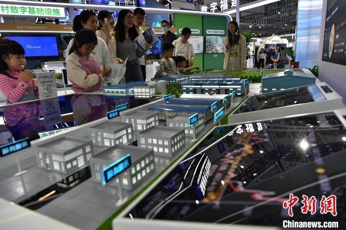 遇见福建：“五一”假期首日畅游数字“海洋” eNRTohBYBwPiTnbYjpg