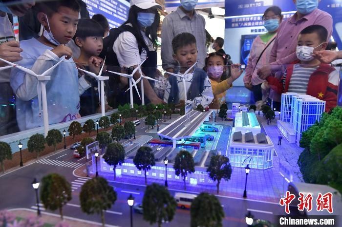 遇见福建：“五一”假期首日畅游数字“海洋” nFCeRGD44fJf89dJjpg